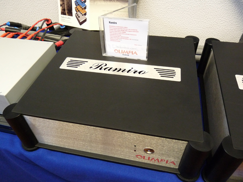 Amplificatore acustico a batteria BTE HV-633, due modalità di